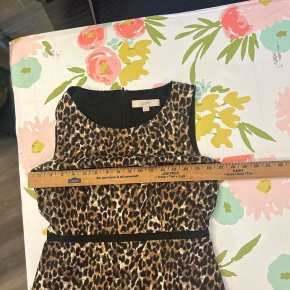 Loft ANN TAYLOR
Black Brown Cream
Leopard Cheetah
Animal Print Sheath
Dress sz 2 - Picture 7 of 8